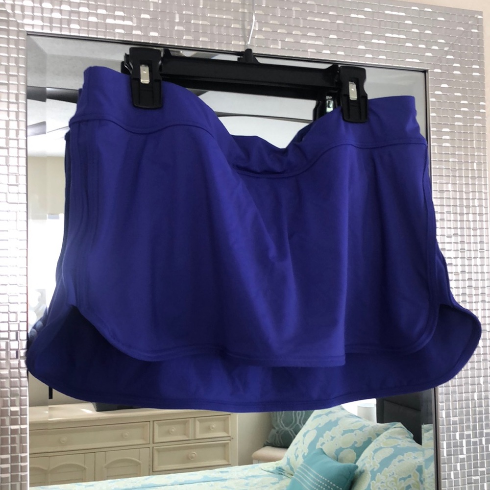 Super cute Athleta swim skort